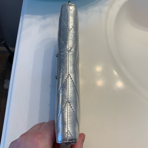 Rebecca Minkoff silver metallic zip crackled leather quilted puffer wallet - Picture 10 of 15